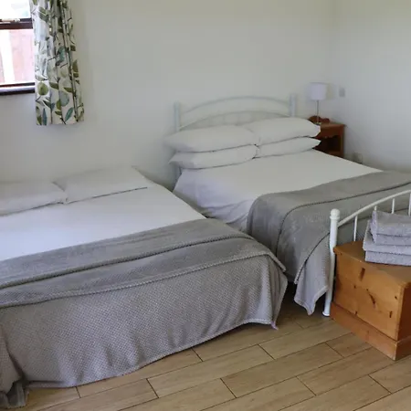 Malthouse Farm Cottage Studio Dilhorne Exterior photo